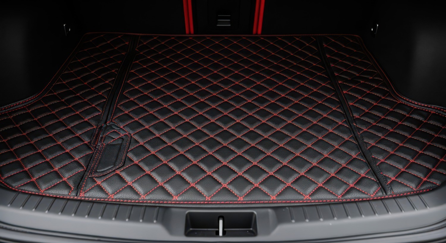 Differenza tra accessori auto universali e su misura.jpg